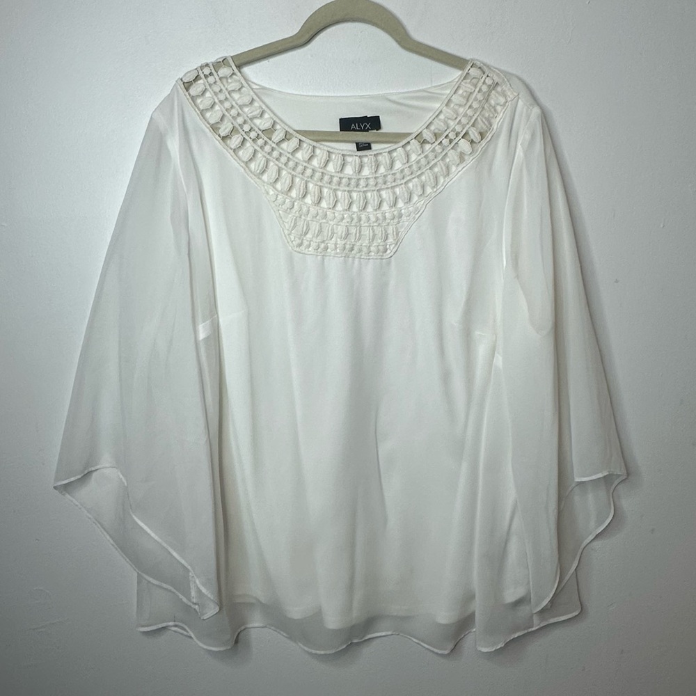 Alyx Women’s White Polyester Top Crochet Neck Design Size 1X Plus Size